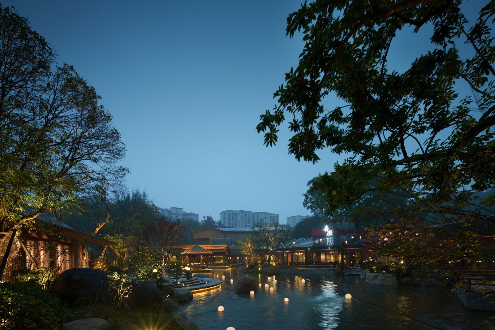 水景夜宵